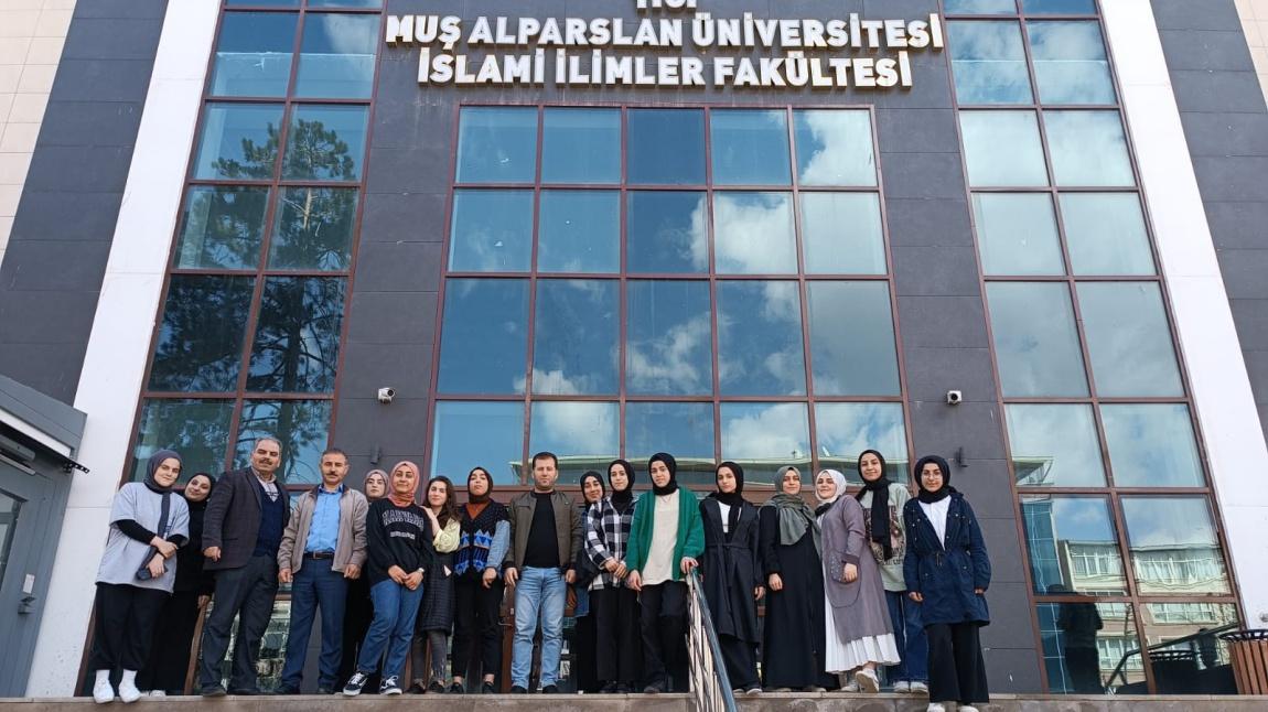 Akademik rehberlik kapsamında Muş Alparslan Üniversitesine gezi düzenledik 